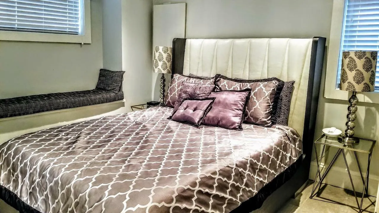 New Urban Modern Main Street House Villa Vancouver
