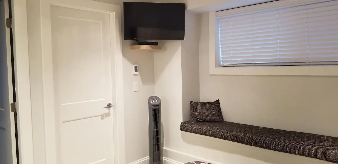 New Urban Modern Main Street House Villa Vancouver Holiday home