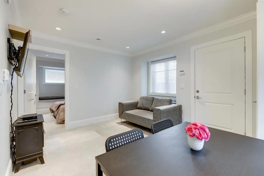 New Urban Modern Main Street House Villa Vancouver